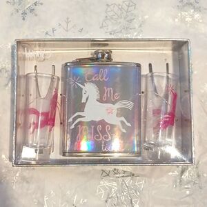 🍊3/$15🍊 Unicorn Flask and Shot Glass Set